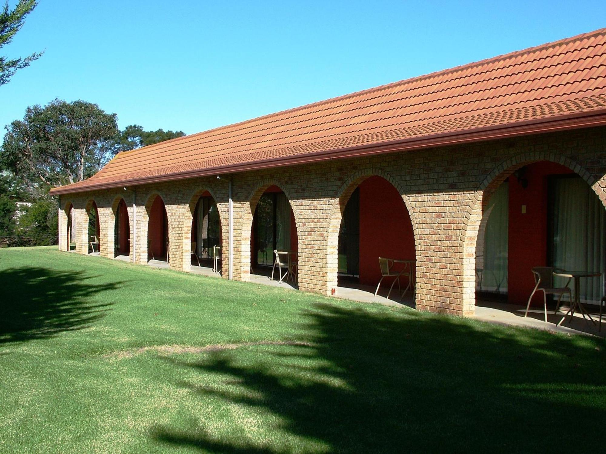Idlewilde Town & Country Motor Inn Pambula Extérieur photo