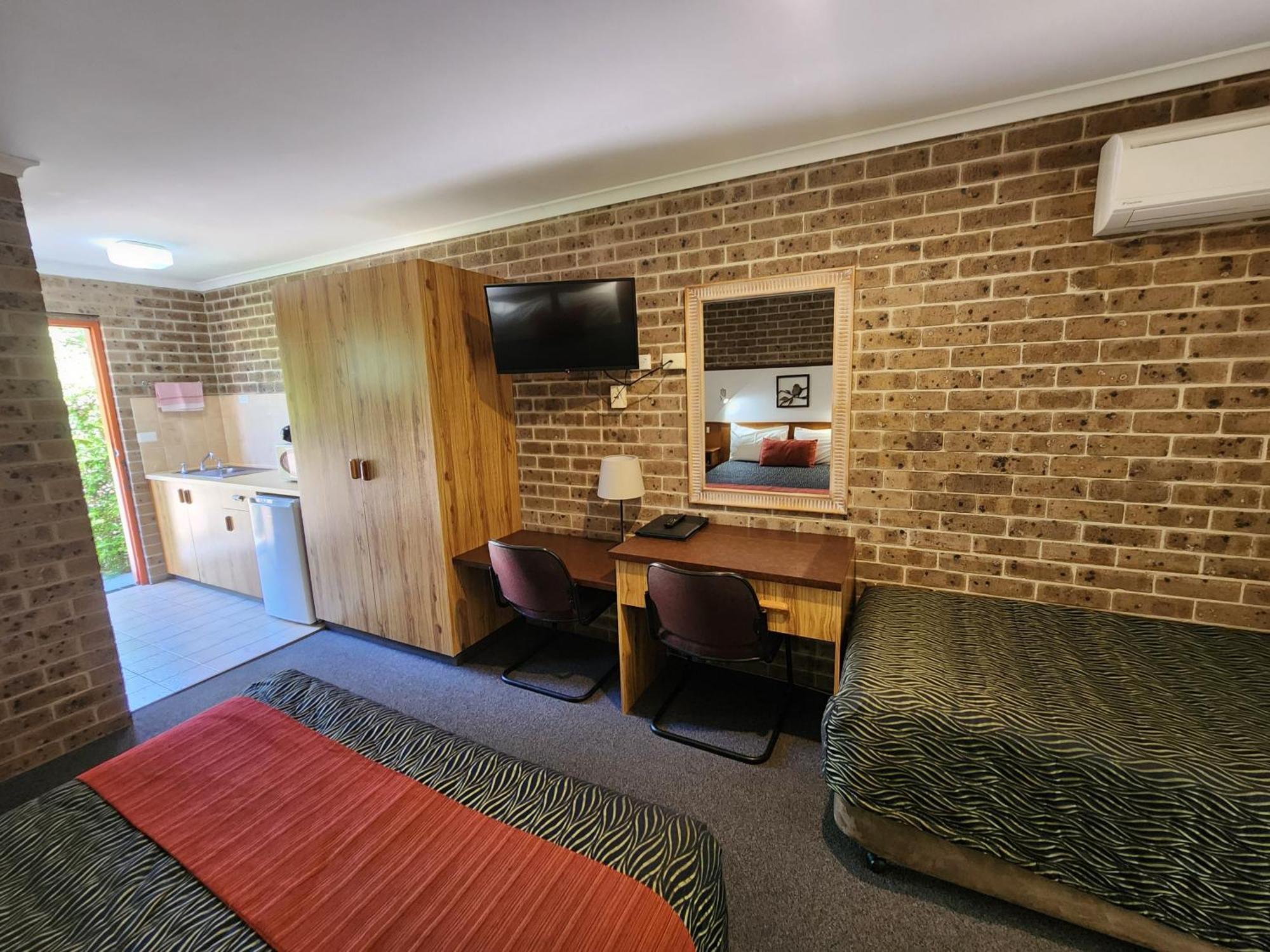 Idlewilde Town & Country Motor Inn Pambula Extérieur photo