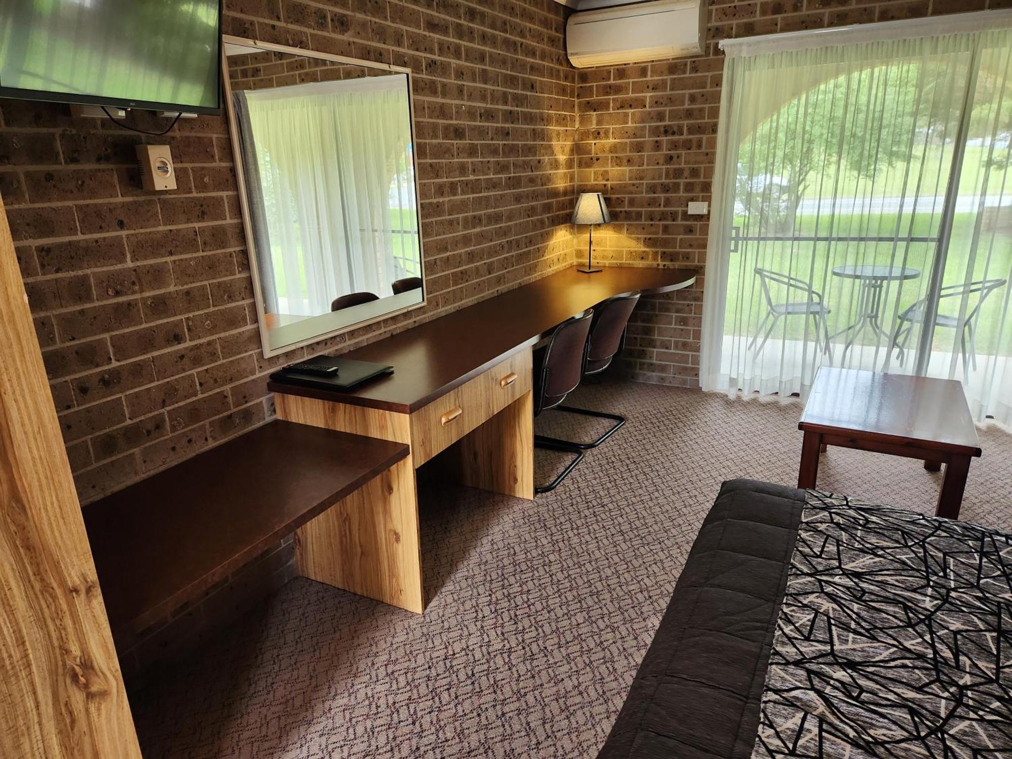 Idlewilde Town & Country Motor Inn Pambula Extérieur photo