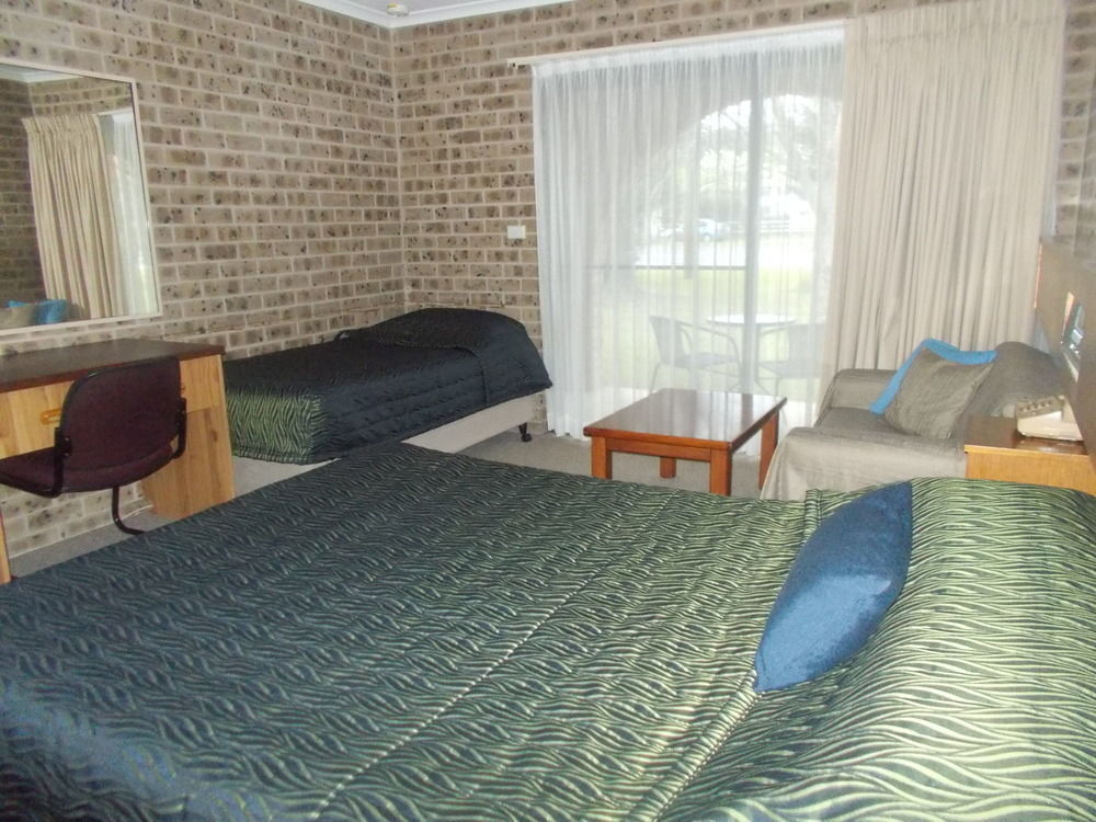 Idlewilde Town & Country Motor Inn Pambula Extérieur photo